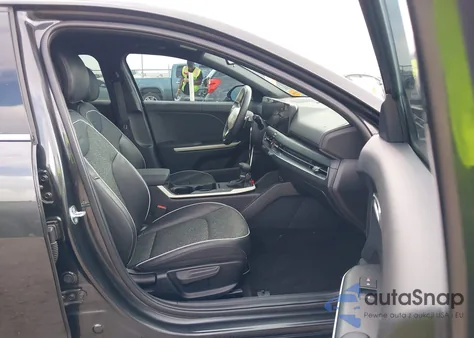 2025 Kia K4 Gt-Line из США, поврежденный, VIN 3KPFW4DE9SE102803